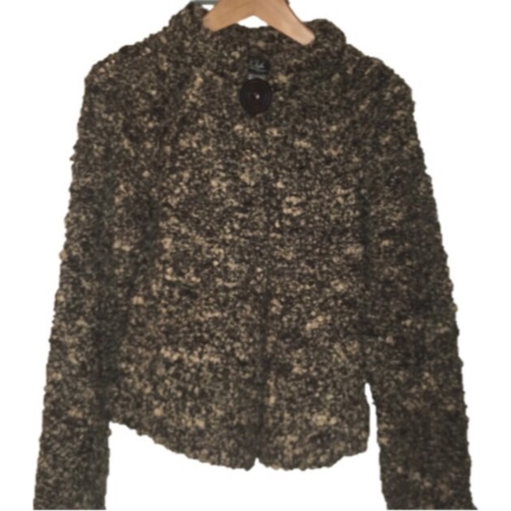 Covelo medium Chunky knit sweater button soft wool